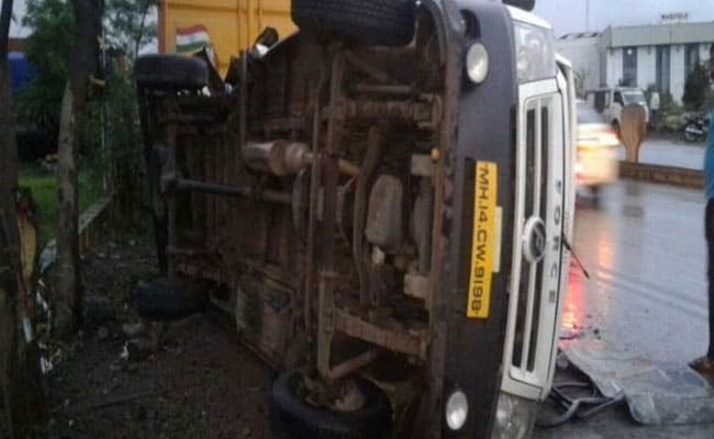 Speeding Tanker Rams Mini Bus, Kills 7 Techies In Pune. Driver Arrested