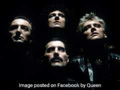 Thousands Of Green Day Fans Sing 'Bohemian Rhapsody.' Thumbs Up From Queen