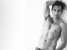 Dear Rahul Khanna, The Comments On Your Pic Need A Cold Shower