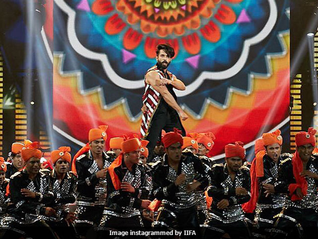 IIFA Awards 2017: Injured Shahid Kapoor Took Painkillers And Danced Anyway