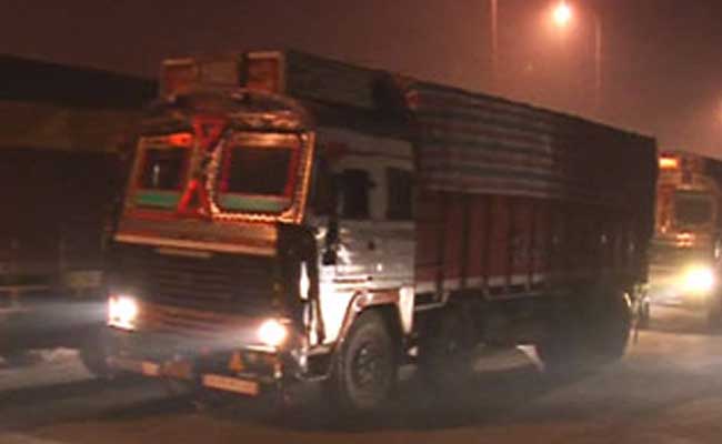 3 Injured As Truck Jumps Over Divider Near AIIMS In Delhi, Hits 5 Cars