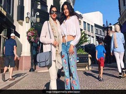 बेटी जाह्नवी के साथ यूं मस्ती भरे पल बिता रही हैं श्रीदेवी, देखें वेकेशन PHOTOS बेटी जाह्नवी के साथ यूं मस्ती भरे पल बिता रही हैं श्रीदेवी, देखें वेकेशन PHOTOS