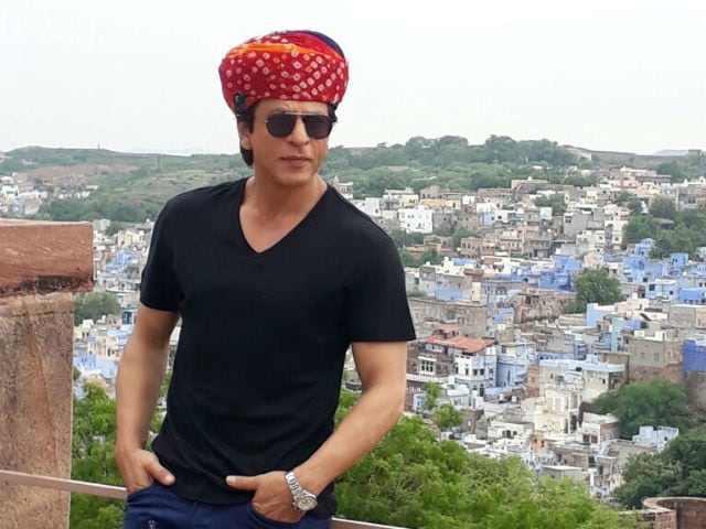 Shah Rukh Khan, Also Known As Harry, Is Now A Tour Guide For Real (Sort Of)