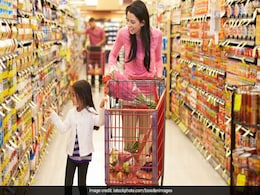 सेलेब्रिटी या खिलाड़ियों ने किसी प्रोडक्ट के विज्ञापन गलत जानकारी दी तो लगेगा 50 लाख तक का जुर्माना सेलेब्रिटी या खिलाड़ियों ने किसी प्रोडक्ट के विज्ञापन गलत जानकारी दी तो लगेगा 50 लाख तक का जुर्माना