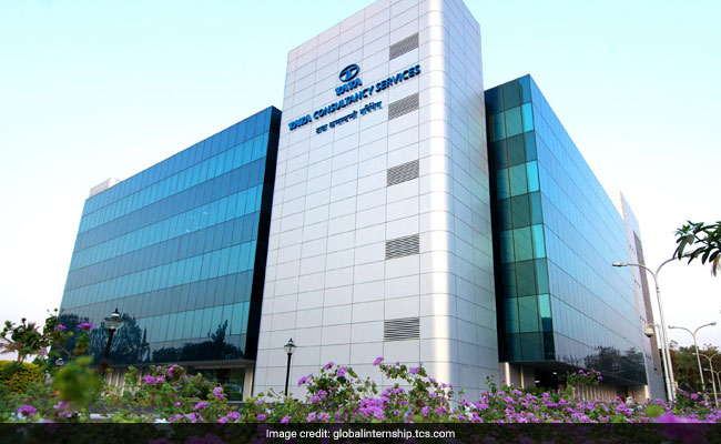 TCS Net Profit Falls 10% To Rs 5,945 Crore In June Quarter