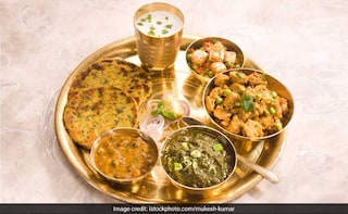 Count Your Calories: Here's How Your Average Indian Lunch Thali Features On The Calorie Chart