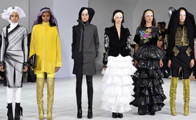 Trash Bag Chic: In Paris, Designers Transform Rubbish Into High Fashion