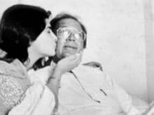 Twinkle Khanna Posts Old Pic Of Dad Rajesh Khanna On His Death Anniversary
