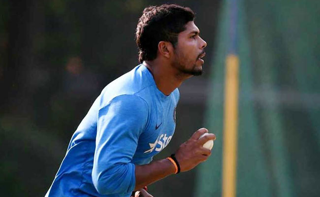 तेज गेंदबाज उमेश यादव के फ्लैट से 45,000 रुपये कैश और 2 मोबाइल फोन उड़ा ले गए चोर