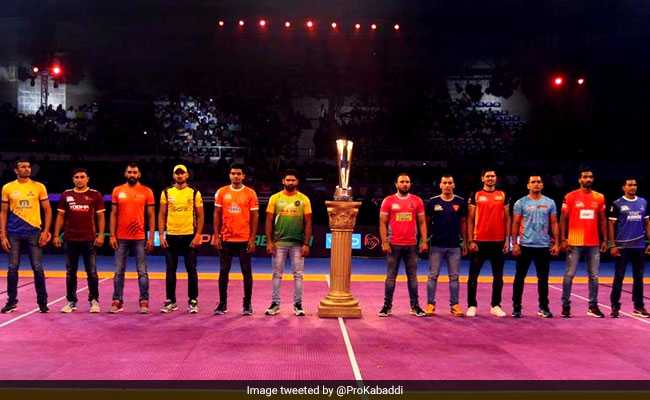 प्रो कबड्डी लीग : बेंगलुरू, तेलुगू के बीच मैच 21-21 से ड्रॉ