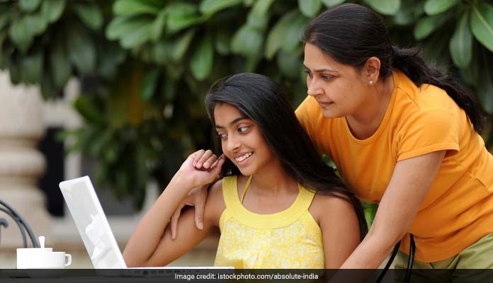 World Population Day 2017: Tips On How And What To Talk To Your Teens About Sex