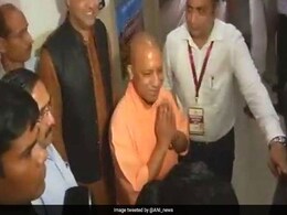 मुगलसराय स्टेशन का नाम बदलने पर बवाल, योगी आदित्यनाथ सरकार ने बताई यह वजह मुगलसराय स्टेशन का नाम बदलने पर बवाल, योगी आदित्यनाथ सरकार ने बताई यह वजह