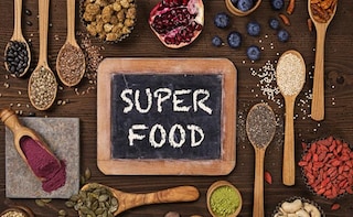 5 Delicious Ways to Add Superfoods to Your Snacks