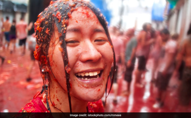 Spain Celebrates La Tomatina Today: All You Need Know about the World's Biggest Tomato Fight