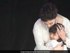 Seen This Cute Pic Of Aishwarya Rai Bachchan And Aaradhya In Melbourne Yet?