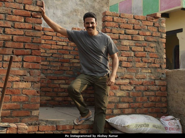 <I>Toilet: Ek Prem Katha</I> Box Office Collection Day 2 - Akshay Kumar's Film Has 'Fantastic' Saturday