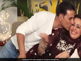 VIDEO: अक्षय कुमार ने दी बहन को नसीहत, अपना ध्यान खुद रखें... VIDEO: अक्षय कुमार ने दी बहन को नसीहत, अपना ध्यान खुद रखें...