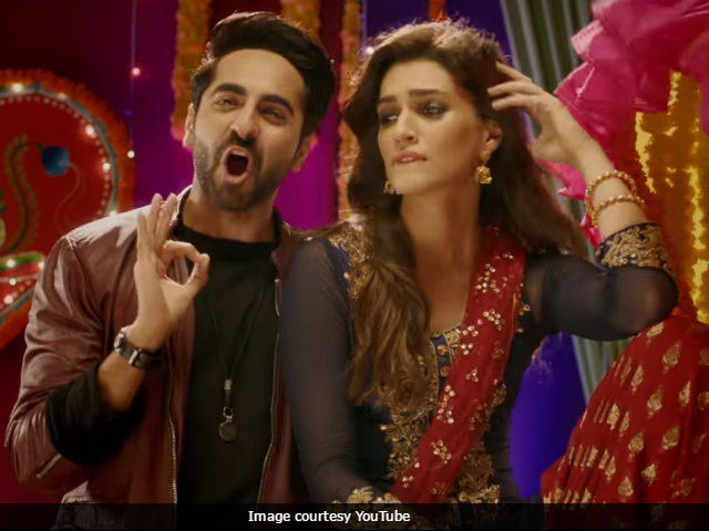 <i>Bareilly Ki Barfi</i>'s Song <i>Twist Kamariya</i>: Kriti Sanon And Ayushmann Khurrana Show Off Their Dance Moves