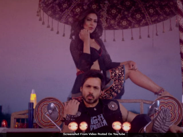 640px x 480px - Baadshaho Song Socha Hai: In Which Emraan Hashmi Romances Esha Gupta