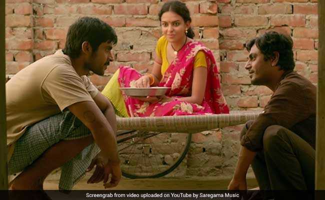 'बाबूमोशाय बंदूकबाज' का चुलबुली हो गया रिलीज, नवाजुद्दीन कर रहे हैं जमकर मस्ती