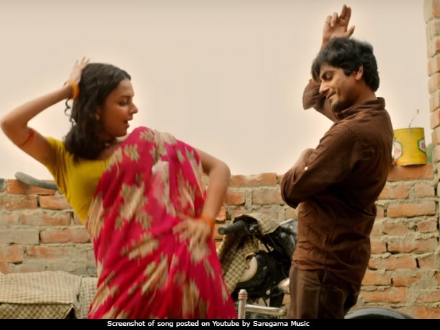 Babumoshai Bandookbaaz Review: Nawaz Shoots but Misses the Target - YouTube