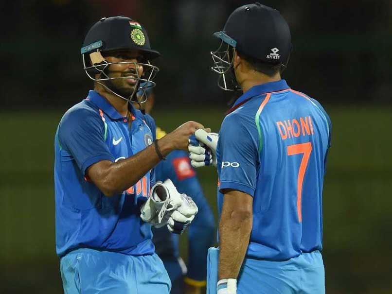 MS Dhoni's Advice To Bhuvneshwar Kumar: Bat Like You Do In Test Matches