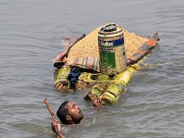 बिहार में बाढ़ की वजह से अब तक 26 लाख लोग हुए प्रभावित, 33 की मौत  बिहार में बाढ़ की वजह से अब तक 26 लाख लोग हुए प्रभावित, 33 की मौत