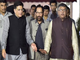 Gujarat Battle Shifted To Delhi, Delaying Counting Of Votes By Over 6 Hrs Gujarat Battle Shifted To Delhi, Delaying Counting Of Votes By Over 6 Hrs