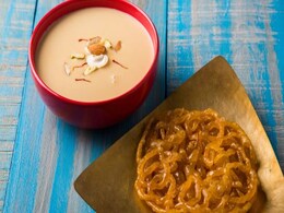 Janmashtami 2017: जानिए क्यों चढ़ाया जाता है भगवान श्रीकृष्ण को 'छप्पन भोग' Janmashtami 2017: जानिए क्यों चढ़ाया जाता है भगवान श्रीकृष्ण को 'छप्पन भोग'