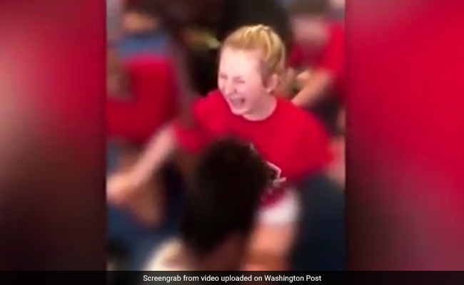 Disturbing Video Shows High School Cheerleaders Screaming As They're Forced To Do Splits