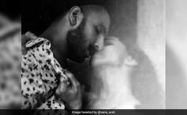 Viral Photo: आपने देखा रणवीर सिंह और दीपिका पादुकोण का यह वायरल KISS