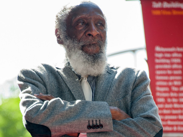 Dick Gregory, Stand-Up Comedian And Activist, Dies At 84