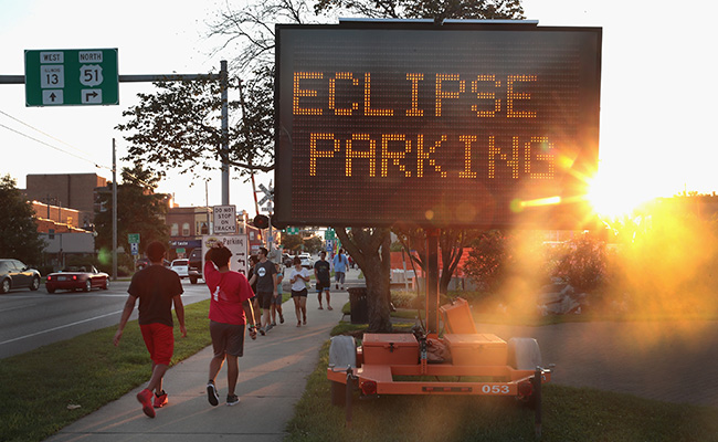 Millions Pour Into US Towns In Path Of Total Eclipse