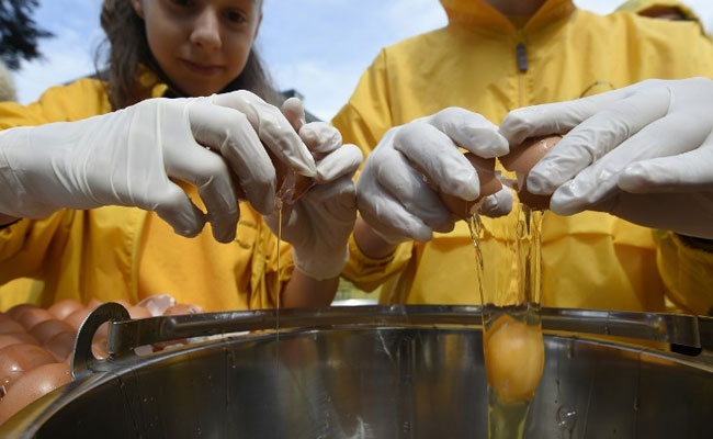 Belgium Makes Giant Omelette With 6,500 Eggs Despite Food Scandal