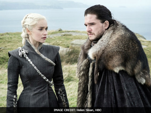 <i>Game Of Thrones</i>: A Jon Snow And Daenerys Romance - Disgusting? Awesome? Disgustingly Awesome?