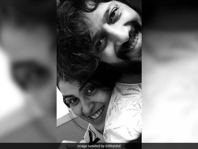 Riteish Deshmukh's Birthday Message For Genelia D'Souza Will Melt The Most Unromantic Heart