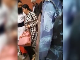 Gurmeet Ram Rahim Singh Used 'Red Bag' As Code At Court To Incite Supporters: Police Gurmeet Ram Rahim Singh Used 'Red Bag' As Code At Court To Incite Supporters: Police