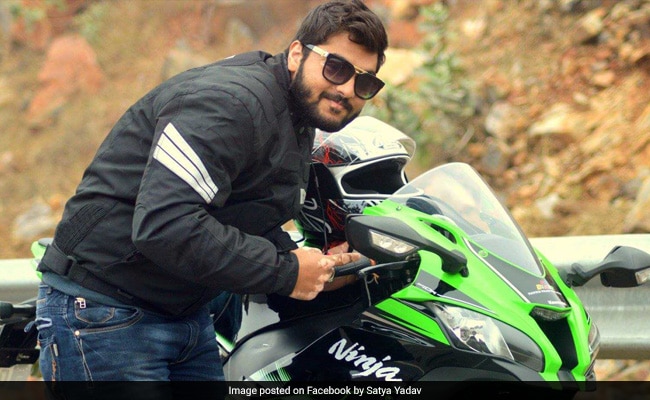 Himanshul Bansal, 24, Dies Racing Superbike In Delhi, Accident Caught On  Camera