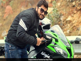Helmet-Cam Caught Delhi Crash, 6 Lakh Bike, Young Rider Killed Helmet-Cam Caught Delhi Crash, 6 Lakh Bike, Young Rider Killed