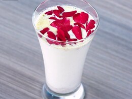 Holi 2018: 5 Amazing Health Benefits Of The Delicious Thandai Holi 2018: 5 Amazing Health Benefits Of The Delicious Thandai