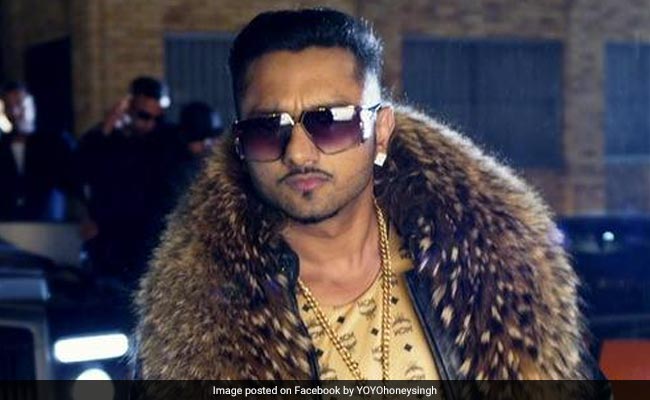 ये क्या! पाक सिंगर की मोहम्मद रफी से तुलना कर बैठे यो यो हनी सिंह