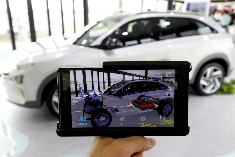 Hyundai Plans Long-Range Premium Electric Car In Strategic Shift