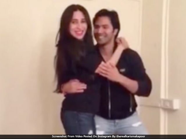 Varun Dhawan's Special Judwaa 2 Moment - Dancing With Original Tan Tan Tara Girl Karisma Kapoor