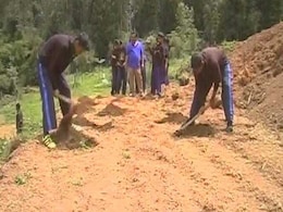 This School's Students Are Planting Water-Saving Grass In A Thirsty State This School's Students Are Planting Water-Saving Grass In A Thirsty State