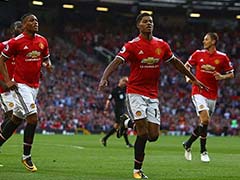 Manchester United Substitutes Marcus Rashford, Marouane Fellaini Sink Leicester