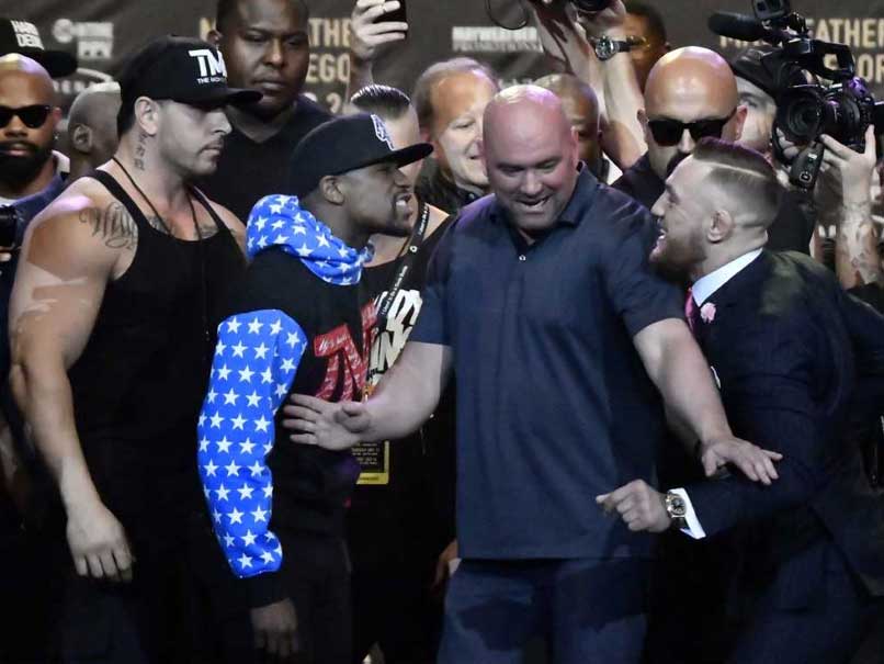 Floyd Mayweather, Conor McGregor Trade Verbal Jabs as Countdown Begins