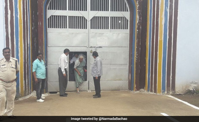 Activist Medha Patkar Released From Jail; Blames Government For Plight Of Dam Oustees