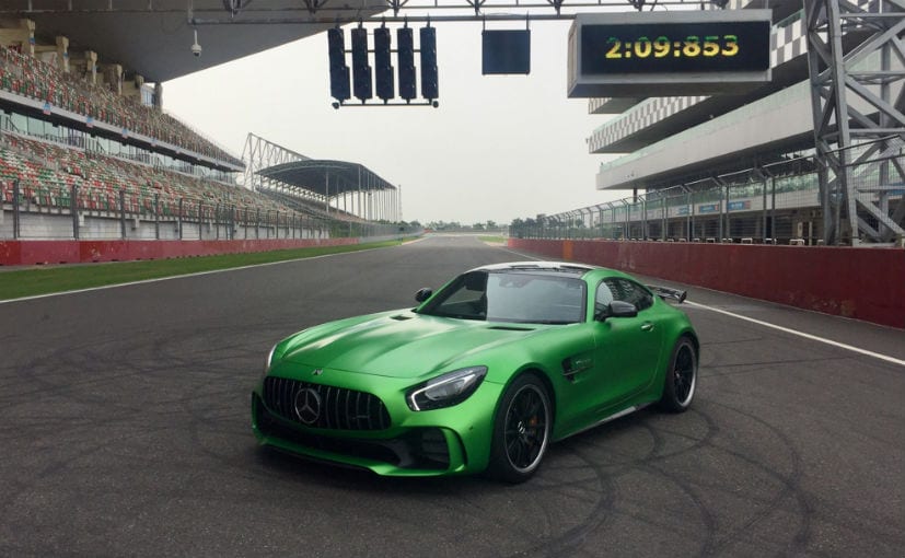 mercedes amg gt r breaks bic lap record