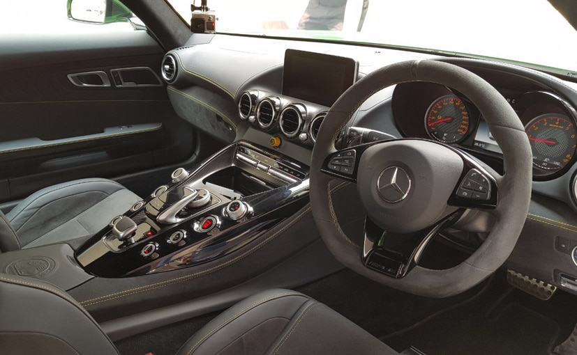 mercedes amg gt r dashboard