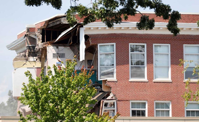 2 Dead, 9 Injured In Minneapolis School Explosion